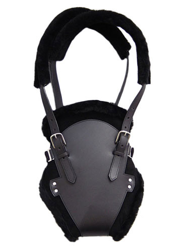 מנשא יקר לתינוק