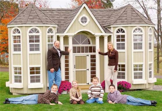 בית חצר לילדים